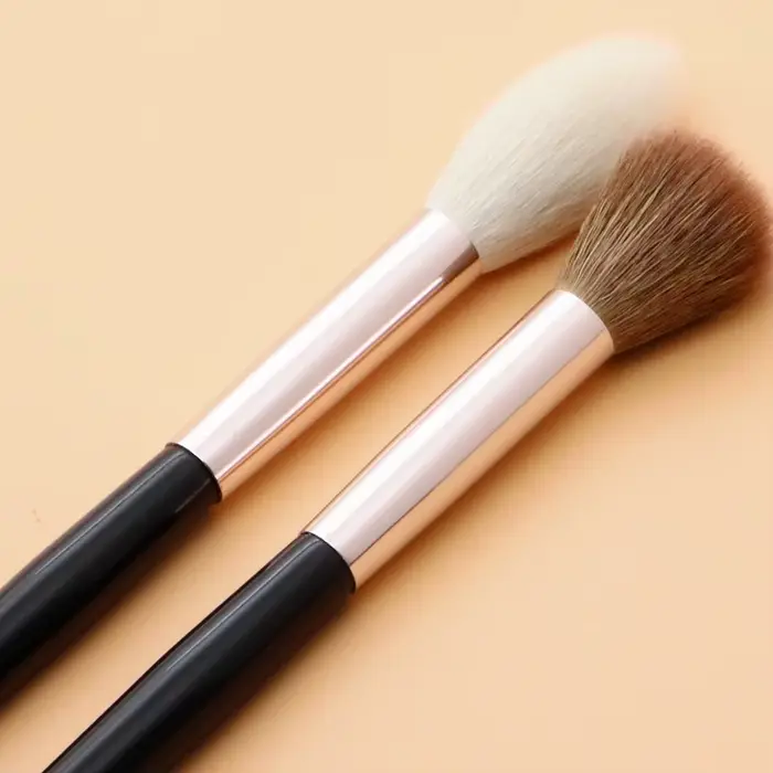Pinceau surligneur conique pour fard à joues pinceaux de maquillage mélange de cheveux naturels