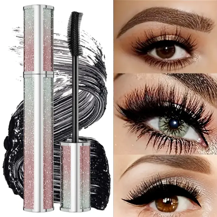 Mascara 4D allongeant les cils noirs