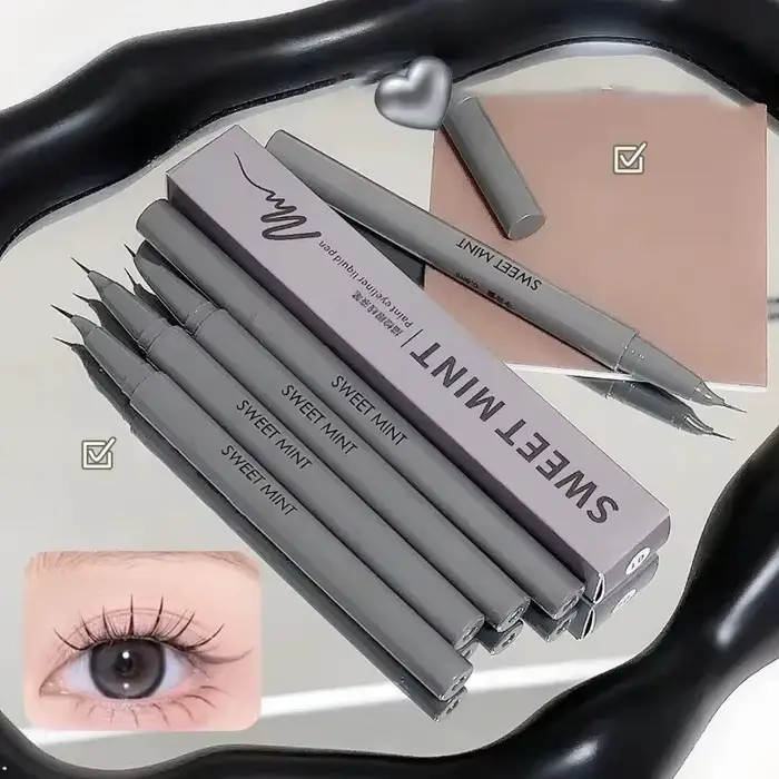 Crayon Eyeliner Courbé à Séchage Rapide
