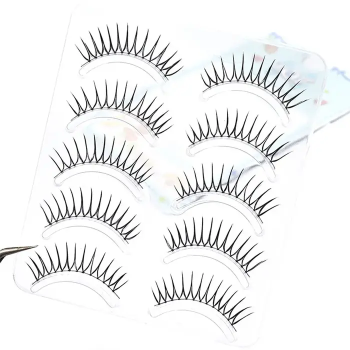 Faux cils en forme de U pour femmes